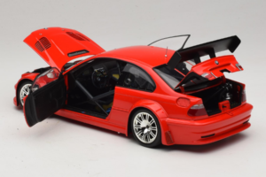 BMW M3 E46 GTR Street レッド Minichamps 1:18 100012101 メタル - 画像 5/8