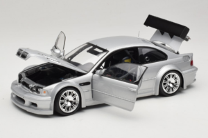 BMW M3 E46 GTR Street シルバー Minichamps 1:18 100012100 メタル - 画像 2/8