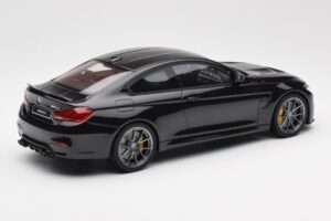 BMW M4 F82 CS ブラック GT Spirit 1:18 GT845 レジン - 画像 2/6