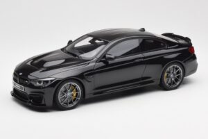 BMW M4 F82 CS ブラック GT Spirit 1:18 GT845 レジン