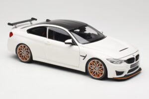 BMW M4 F82 GTS Alpine White Minichamps 1:18 110025221 メタル - 画像 6/8