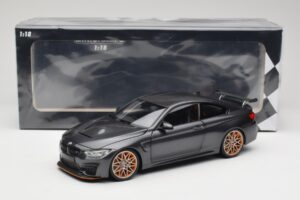 BMW M4 F82 GTS Mineral Grey Metallic Minichamps 1:18 110025222 メタル - 画像 8/8