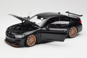 BMW M4 F82 GTS Sapphire Black Metallic Minichamps 1:18 110025220 メタル - 画像 2/8