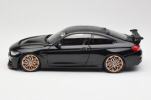 BMW M4 F82 GTS Sapphire Black Metallic Minichamps 1:18 110025220 メタル - 画像 4/8