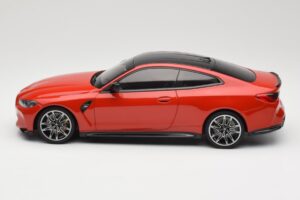 BMW M4 F82 Imola Red Metallic Minichamps 1:18 155020121 メタル - 画像 3/6