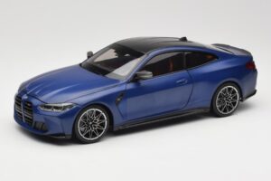 BMW M4 G82 ブルー メタリック Minichamps 1:18 113020123 メタル