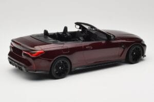 BMW M4 G83 カブリオレ レッドメタリック Minichamps 1:18 155021032 メタル - 画像 2/6