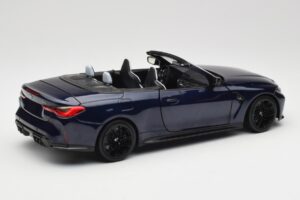 BMW M4 G82 カブリオレ ブルー メタリック Minichamps 1:18 110021031 メタル - 画像 3/8