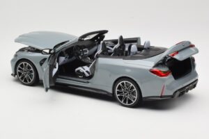 BMW M4 G83 カブリオレ Grey Metallic Minichamps 1:18 110021032 メタル - 画像 5/8