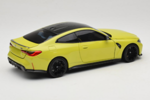 BMW M4 G82 イエロー ディーラー エディション Minichamps 1:18 80435A51949-R1 メタル - 画像 3/10