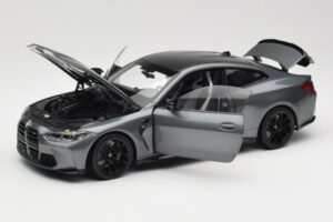 BMW M4 G82 グレー メタリック Minichamps 1:18 113020124 メタル - 画像 2/8