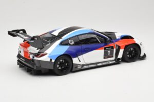 BMW M4 G82 GT3 Presentation 2021 Minichamps 1:18 80435A5D002 メタル - 画像 3/8