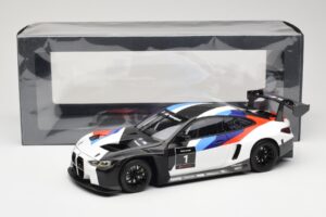 BMW M4 G82 GT3 Presentation 2021 Minichamps 1:18 80435A5D002 メタル - 画像 8/8