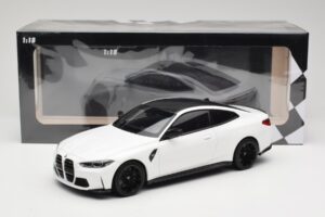 BMW M4 G82 ホワイト Minichamps 1:18 155020122 メタル - 画像 6/6