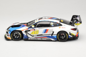 BMW M4 GT3 #46 V. Rossi / A. Farfus / M. Martin Team WRT 12 Hours of Bathurst 2023 Minichamps 1:18 113232146 メタル - 画像 4/8