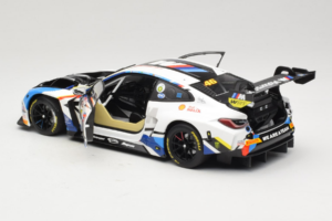 BMW M4 GT3 #46 V. Rossi / A. Farfus / M. Martin Team WRT 12 Hours of Bathurst 2023 Minichamps 1:18 113232146 メタル - 画像 5/8