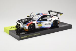 BMW M4 GT3 Team WRT #46 V. Rossi / R. Marciello / M. Martin 12 Hours of Bathurst 2024 Minichamps 1:18 113242046 メタル - 画像 2/8