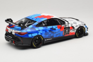 BMW M4 GT4 #1 Presentation 2024 Otto 1:18 OT1125 レジン - 画像 2/6