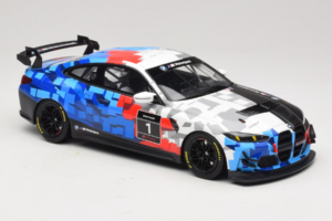 BMW M4 GT4 #1 Presentation 2024 Otto 1:18 OT1125 レジン - 画像 4/6