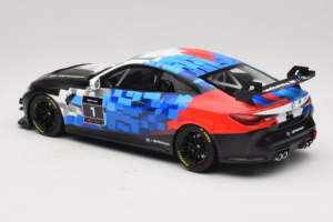 BMW M4 GT4 #1 Presentation 2024 Otto 1:18 OT1125 レジン - 画像 5/6
