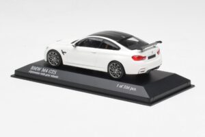 BMW M4 GTS F82 ホワイト グレーホイール Minichamps 1:43 410025221 メタル - 画像 3/4