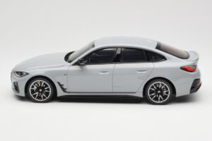 BMW M440i G26 Gran Coupe ブルックリングレーメタリック Otto 1:18 OT454 レジン - 画像 3/6