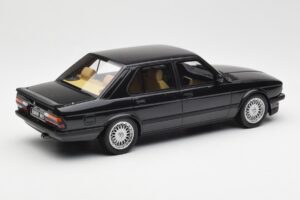 BMW M5 E28 ダイヤモンド ブラック Otto 1:18 OT184 レジン - 画像 2/6