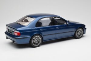 BMW M5 E39 アヴスブルー Otto 1:12 G073 レジン - 画像 2/6