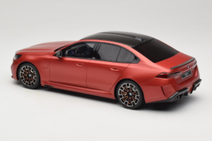 BMW M5 G90 Beach Orange GT Spirit 1:18 GT966 レジン - 画像 5/6