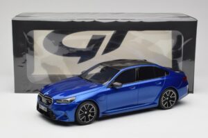 BMW M5 G90 Marina Bay Blue Metallic GT Spirit 1:18 GT507 レジン - 画像 6/6