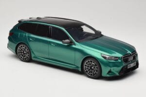 BMW M5 G99 Competition Touring Isle of Man Green GT Spirit 1:18 GT509 レジン - 画像 4/6