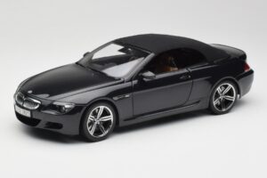 BMW M6 E64 カブリオレ Sapphire Black Kyosho 1:18 80430417424 メタル - 画像 3/9
