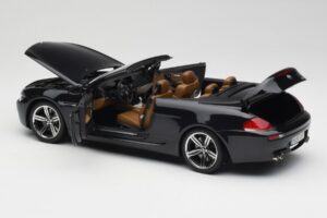 BMW M6 E64 カブリオレ Sapphire Black Kyosho 1:18 80430417424 メタル - 画像 6/9
