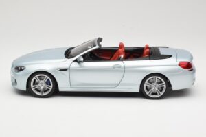 BMW M6 F12 カブリオレ Silverstone Silver Paragon 1:18 8043225656 メタル - 画像 4/8
