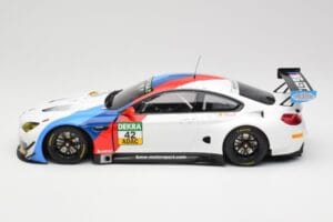 BMW M6 GT3 F13 #42 BMW Team Schnitzer R. Collard / P. Eng ADAC GT Masters Oschersleben 2017 Minichamps 1:18 155172652 メタル - 画像 3/6