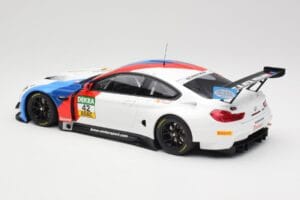 BMW M6 GT3 F13 #42 BMW Team Schnitzer R. Collard / P. Eng ADAC GT Masters Oschersleben 2017 Minichamps 1:18 155172652 メタル - 画像 5/6
