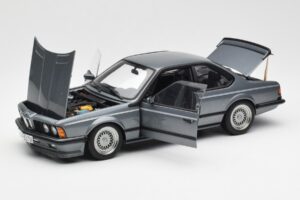 BMW M635 CSi E24 Shadow Line Delphin Metallic AUTOart 1:18 70529 メタル - 画像 2/8