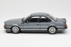 BMW M635 CSi E24 Shadow Line Delphin Metallic AUTOart 1:18 70529 メタル - 画像 4/8