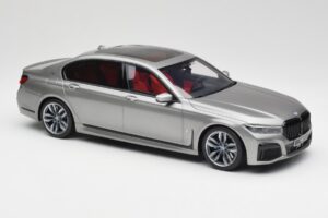 BMW M760i G12 V12 Final Edition グレー GT Spirit 1:18 GT478 レジン - 画像 4/6