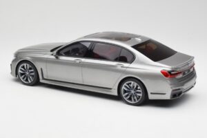 BMW M760i G12 V12 Final Edition グレー GT Spirit 1:18 GT478 レジン - 画像 5/6