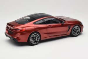 BMW M8 F91 Convertible Storm Bay Metallic Minichamps 1:18 110029020 メタル - 画像 3/8