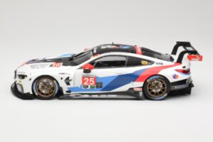 BMW M8 GTE Team RLL C. De Phillippi / B. Auberlen 2nd in Class 12 Hours of Sebring 2018 Minichamps 1:18 155182925 メタル - 画像 3/6