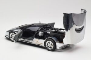 BMW Nazca M12 Chrome Silver Revell 1:18 08916 メタル - 画像 5/8