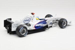 BMW Sauber F1.06 #16 N. Heidfeld Launch Version 2006 Minichamps 1:18 80430413183 メタル - 画像 2/6