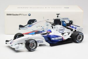 BMW Sauber F1.06 #17 J. Villeneuve Launch Version 2006 Minichamps 1:18 80430413184 メタル - 画像 6/6
