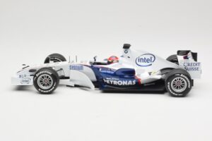 BMW Sauber F1.07 #10 R. Kubica Launch Version 2007 Minichamps 1:18 80430426995 メタル - 画像 3/7