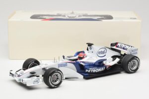 BMW Sauber F1.07 #10 R. Kubica Launch Version 2007 Minichamps 1:18 80430426995 メタル - 画像 7/7