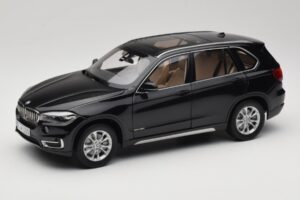 BMW X5 E70 Sapphire Black Paragon 1:18 PA-97071 メタル