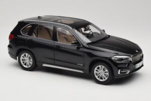 BMW X5 E70 Sapphire Black Paragon 1:18 PA-97071 メタル - 画像 6/8