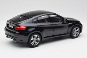 BMW X6 M F86 ブラック Kyosho 1:18 80432157613 メタル - 画像 3/8
